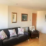 Abbey- Nice Edinburgh Citycenter Apartment